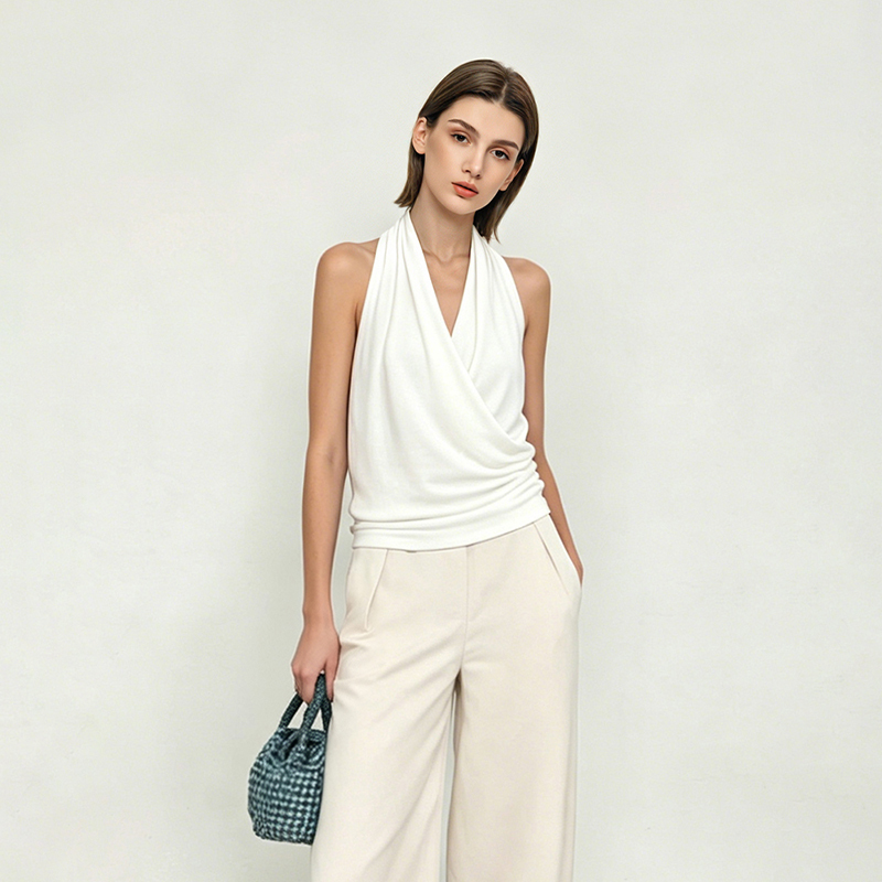 Elegant Off-White Pure Cotton Halter Neck Sleeveless Top for Women, New Summer Style, Slimming, Commuter-Friendly, Stylish and High-End Design Tank Shirt Elegant Off-White Pure Cotton Halter Neck Sleeveless Top for Women, New Summer Style, Slimming, Commuter-Friendly, Stylish and High-End Design Tank Shirt