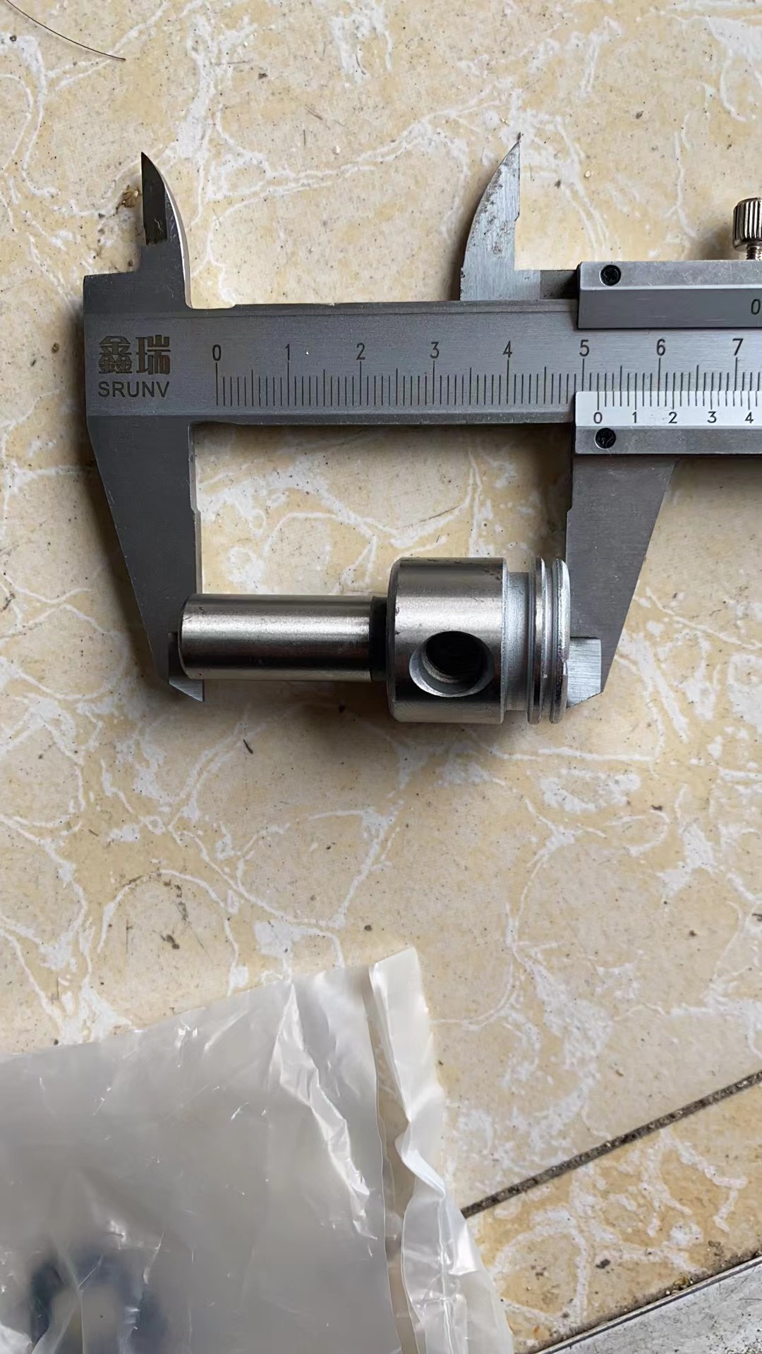 Jiangsu Zongshen three-wheeled locomotive original plant accessories --- common vertical machine lower rocker shaft