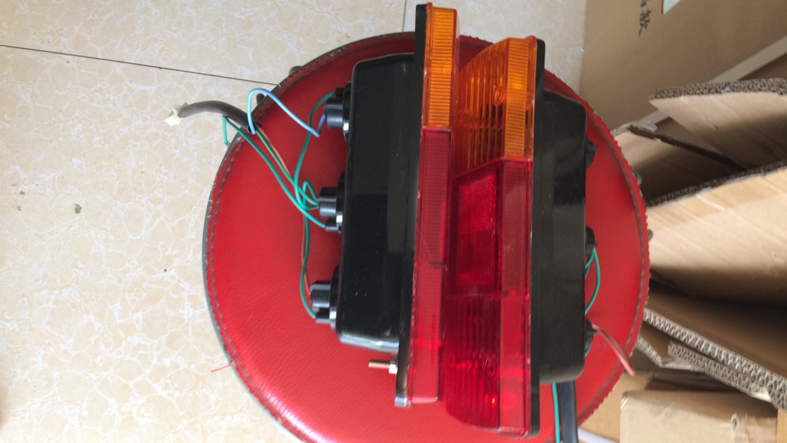 Jiangsu Zongshen Tricycle Original Parts--Bus 110 Rear Tail Light