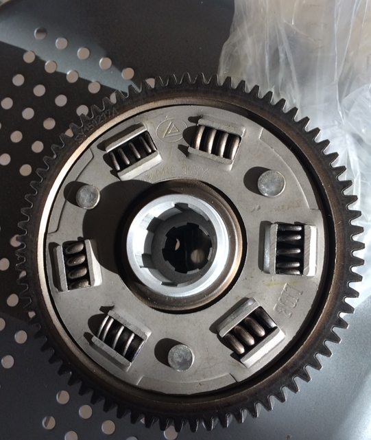 Jiangsu Zongshen tricycle original parts--73 teeth five-column seven-plate clutch assembly