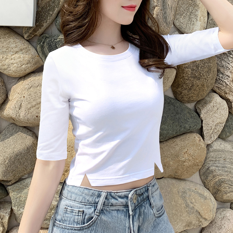 White Mid-Sleeve T-Shirt for Women, Short and Slim-Fitting, with a Unique Design, Niche Top for Spring, Five-Quarter Sleeves, High-Waisted, Cropped T-Shirt, Trendy White Mid-Sleeve T-Shirt for Women, Short and Slim-Fitting, with a Unique Design, Niche Top for Spring, Five-Quarter Sleeves, High-Waisted, Cropped T-Shirt, Trendy