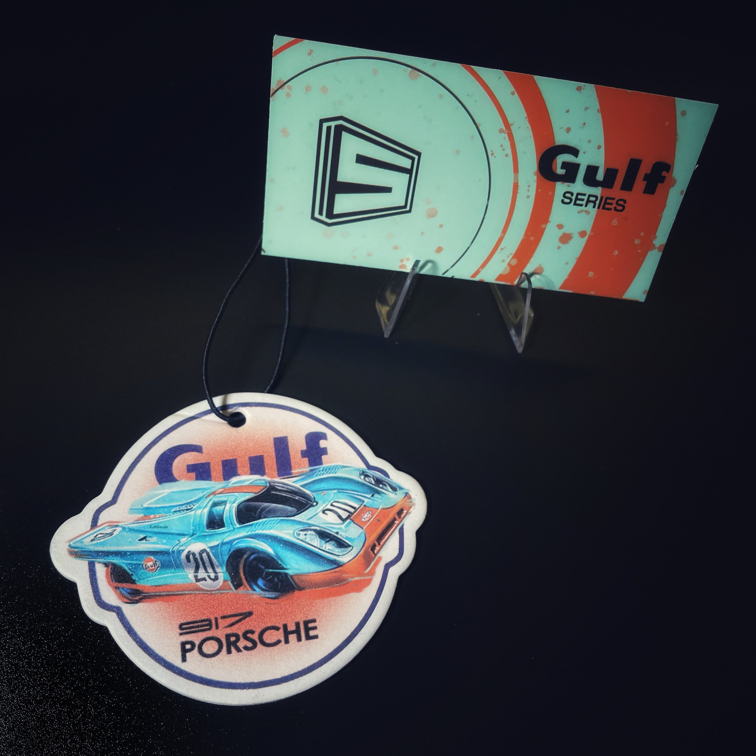5STUDIO原创香片海湾石油GT40挂件闪卡满5包邮|香片界的潮趣玩家-艺术潮玩衍生品-淘宝好物网