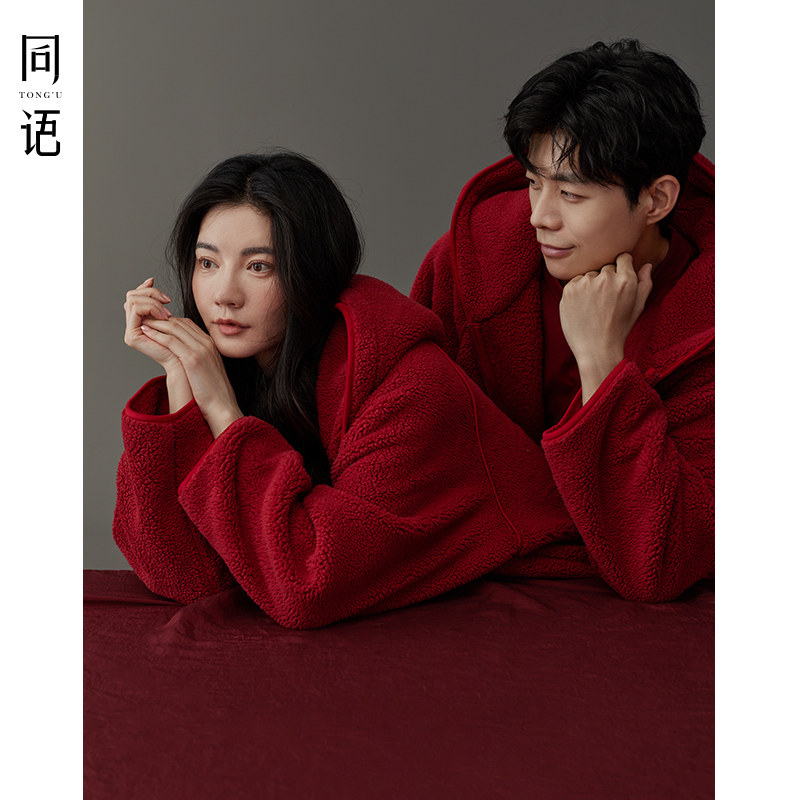 Пижамы для пары Tongyu, осенне-зимний коралловый флисовый красный костюм с капюшоном для мужчин и женщин, праздничная свадебная домашняя одежда, утолщение Изображение 1