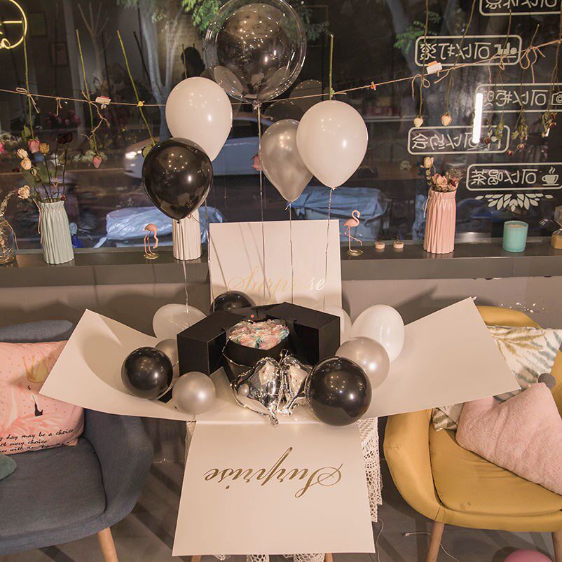 Gift box sense niche Tanabata confession surprise box oversized birthday gift box couple romantic explosion