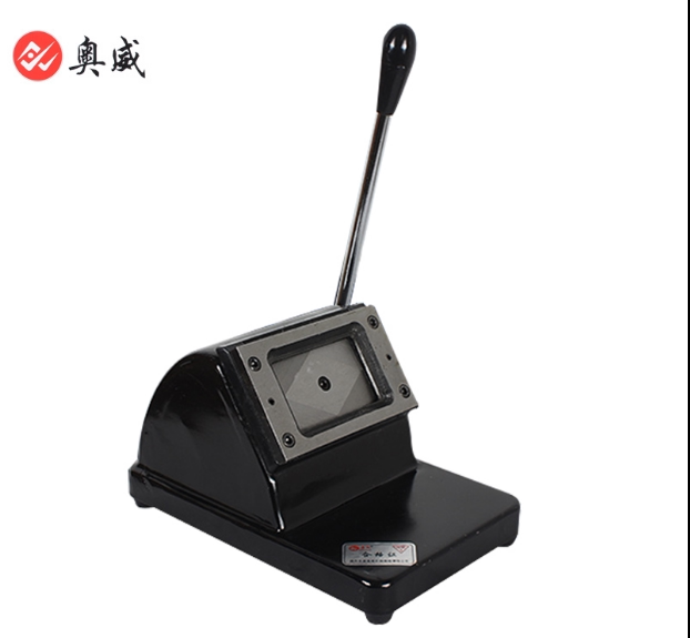 Heavy-duty PVC card machine round corner card cutting machine 86*54mm right-angle card cutting machine 90*55 card machine VIP card