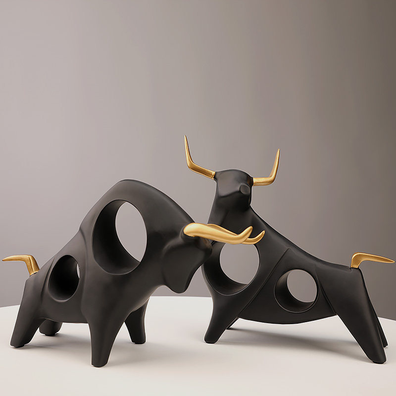 A pair of modern light luxury Nordic home living room wine cabinet decorations small ornaments