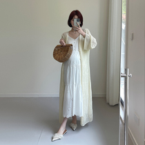 Un nouveau style chinois à lapparence chinoise crochet de crochet chinois à laide dune robe de femme enceinte cardiovert de femme enceinte avec une veste de conditionnement dair libre et paresseuse