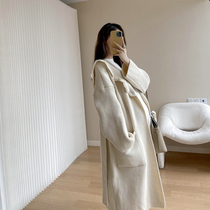 2021 new autumn gestational women outfitted with blouses in blouses wind fashion design sensation large turnover long sleeve knitted jacket