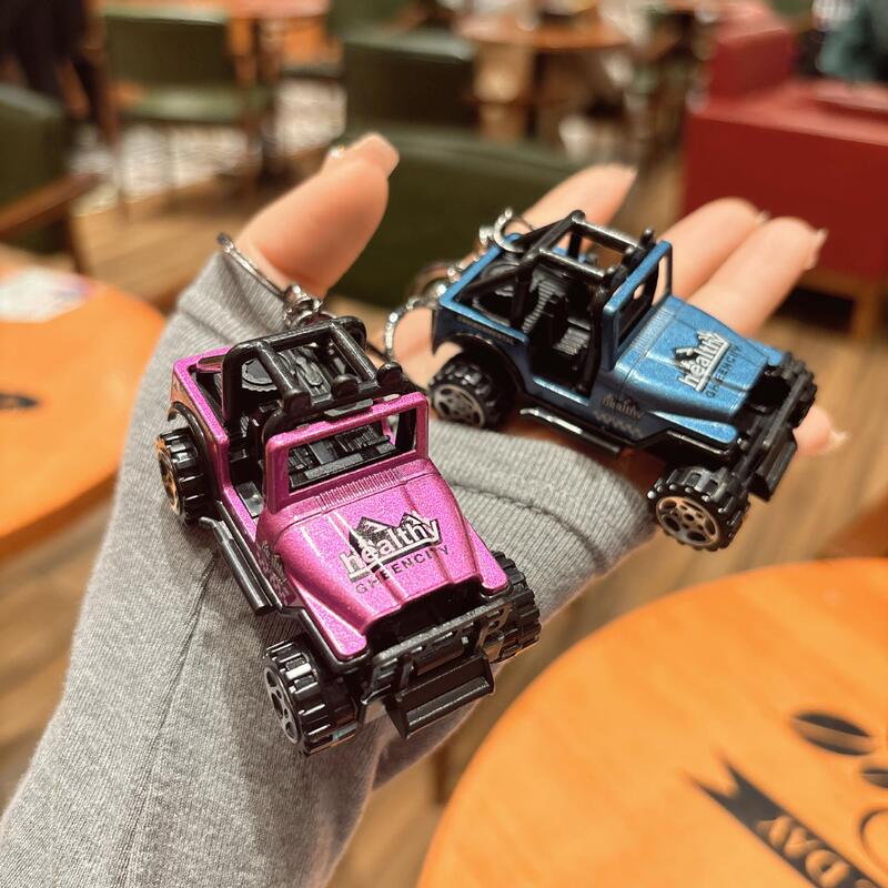 New School Bag Pendant for Boys, Cool and Creative Alloy Toy Car Model, Real Jeep Off-Road Vehicle Keychain for Students New School Bag Pendant for Boys, Cool and Creative Alloy Toy Car Model, Real Jeep Off-Road Vehicle Keychain for Students