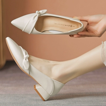 Женщина-одиночка 2022 года новая осень в стиле Темперочный стиль женская обувь экспаты маленькие заостранные туфли Faxie Faxie Faires White