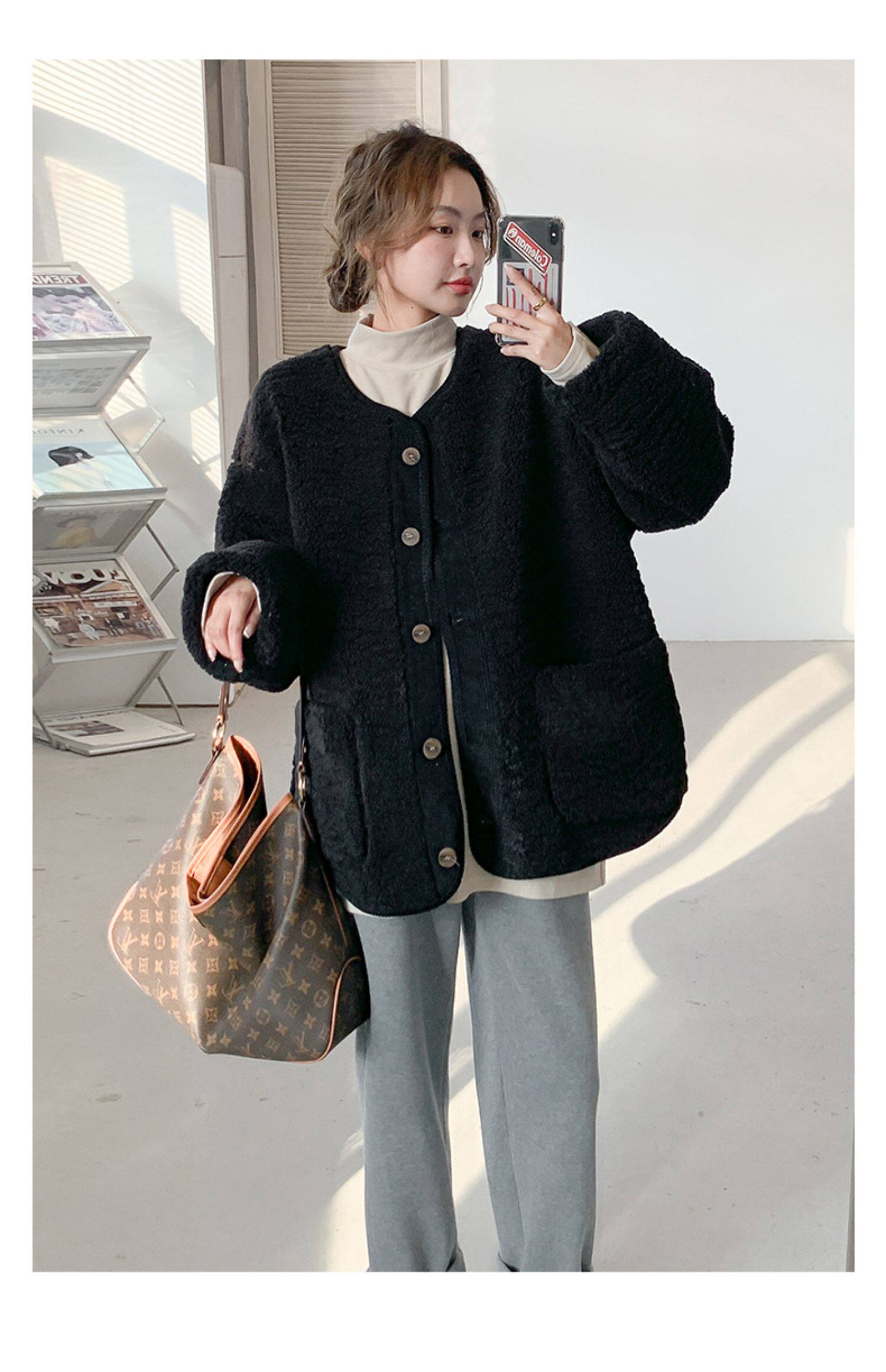 Пальто для беременных 孕妇装秋冬新款宽松大码遮肚显瘦无领羊羔毛保暖外套