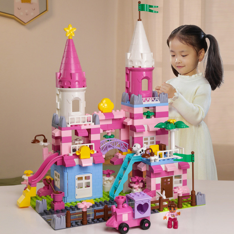 Children's toy building blocks assembled large particles multi-functional puzzle baby brain 3 princess girls 6 years old series