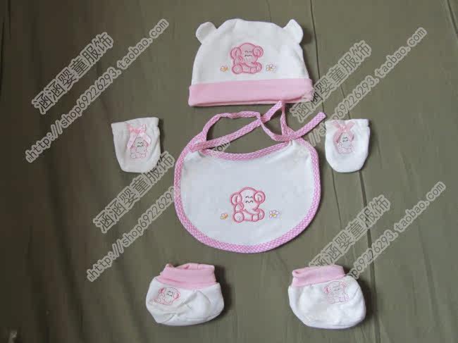 Coffret cadeau pour bébé - Vêtements + Chaussures - Ref 1960011 Image 5