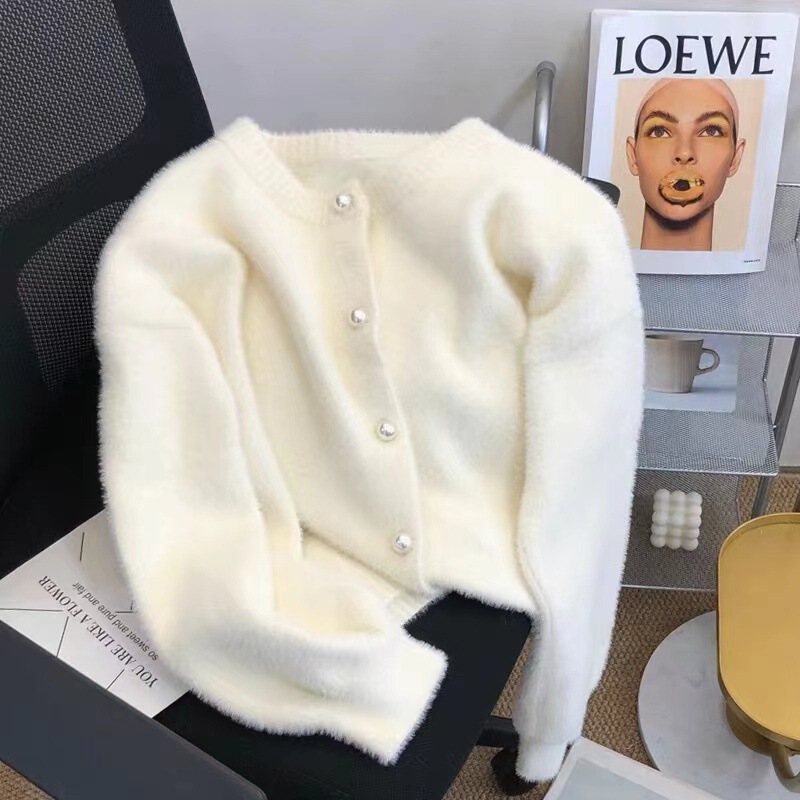 Short Milk White Imitation Mink Sweater Jacket for Women 2023 Autumn and Winter New Style Loose Lazy Style Thick Knitted Cardigan Short Milk White Imitation Mink Sweater Jacket for Women 2023 Autumn and Winter New Style Loose Lazy Style Thick Knitted Cardigan