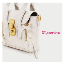 Small square bag girls 2021 New cowhide summer shoulder shoulder bag Hand bag fashion versatile design niche