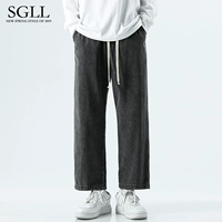 Темно-серый