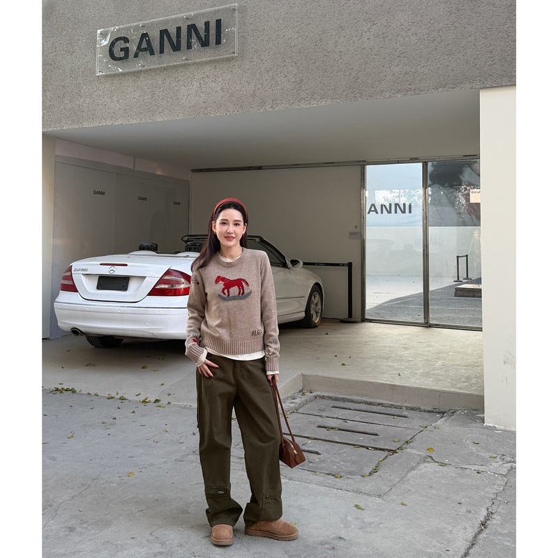 Ph《Dream as a Horse》Year of the Horse Trendy Retro Jacquard Wool Blend Knitted Fashion Crew Neck Sweater Ph3286