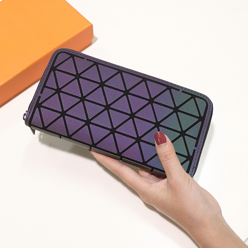 2026 Korean Style Long Zipper Wallet with Luminous Laser Geometric Diamond Pattern, Large Capacity for Phone and Money, Small Clutch Bag
