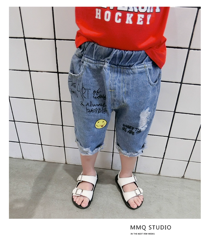 Trai cắt quần mỏng phần 2018 trẻ em mùa hè mới jeans lỗ quần quần Hàn Quốc phiên bản của quần short trẻ em thủy triều