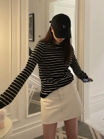 Черно -белые полосатые бархатные полосы t