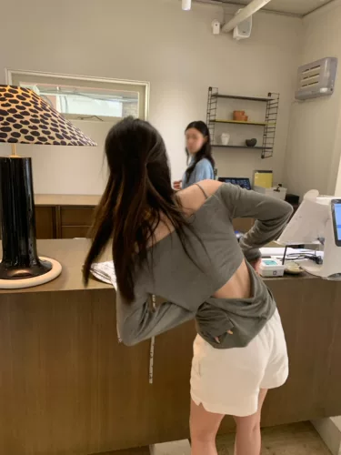 Xzz очаровательная бумага бумага для кондиционирования воздуха человека Bi Bettown Тибетская тибетская с длинным рукавом Две женские тонкие темперамента темперамента