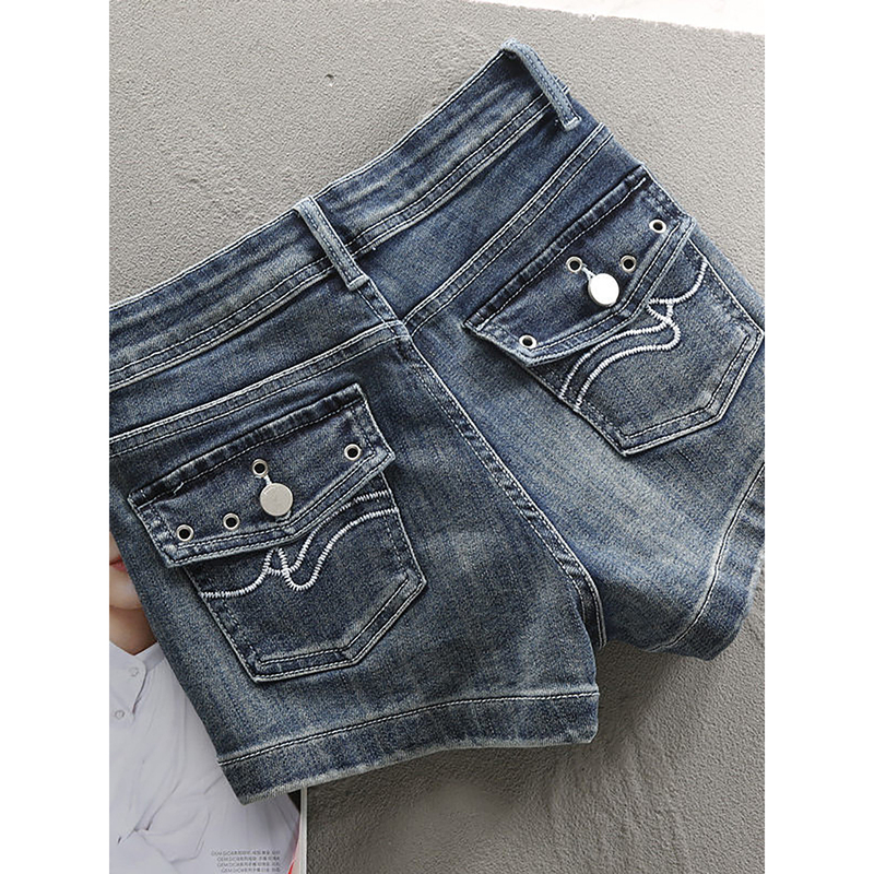 Summer Hot Girl Low-Waist Denim Shorts for Women, Petite Size, Slim Fit, Stretchy, Versatile, Cargo Pockets, Butt-Lifting Hot Pants