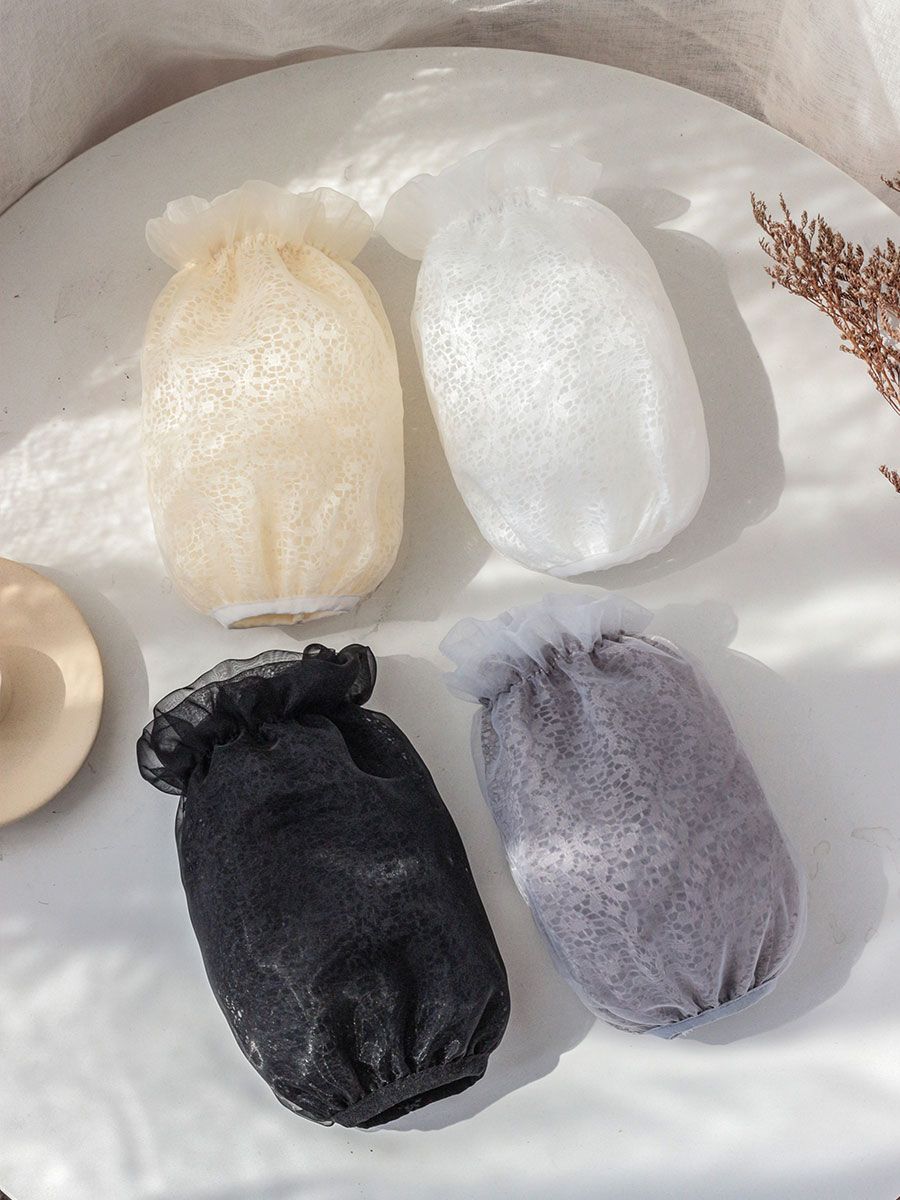 Down jacket sleeves increase women's loose large size large size autumn and winter foreign style fashion short style 2021 new lace hand sleeves