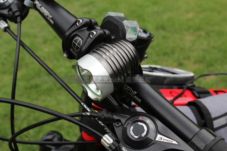 Lumière vélo - phare - Ref 2400323 Image 80