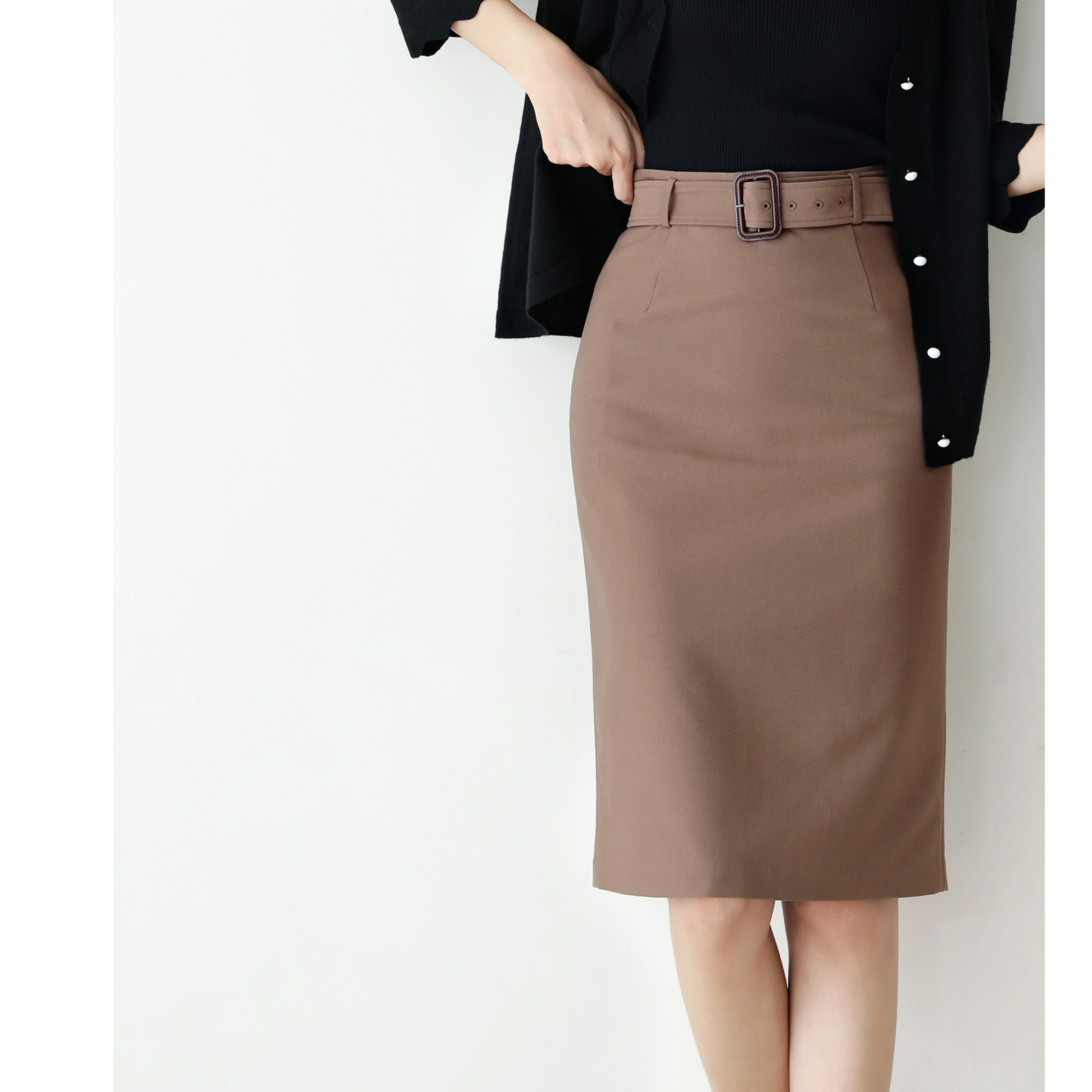 Front and rear two wear both tone and atmosphere Super fashionable high waist belt hip skirt Spring new