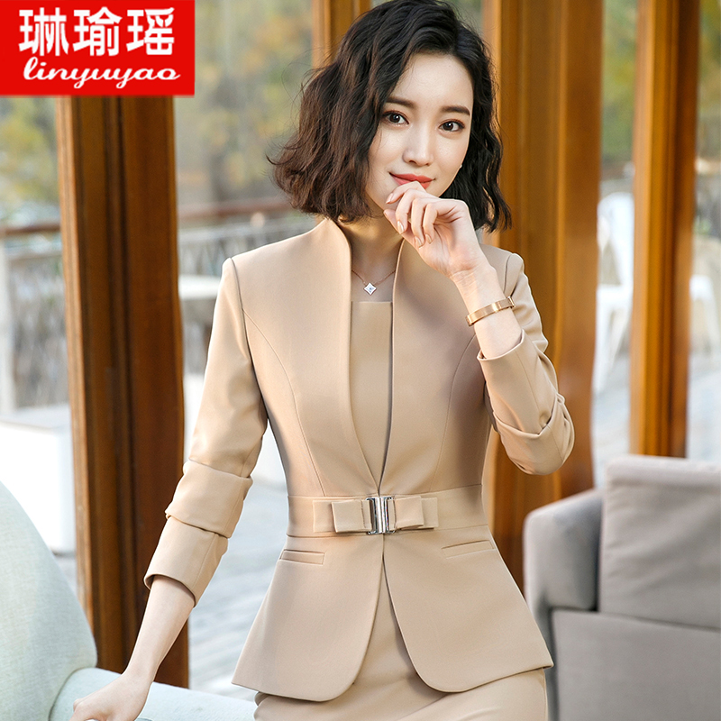 Tailleur femme - Ref 3243782 Image 4