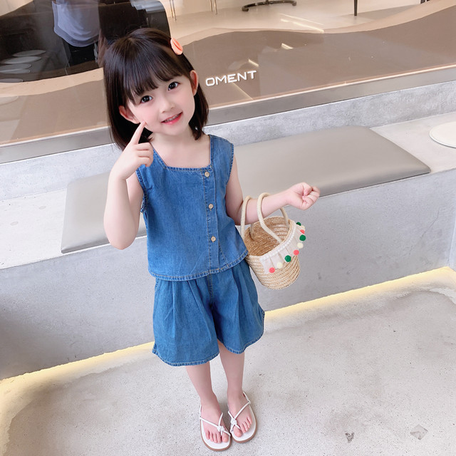 Girls' sleeveless denim suit 2021 summer new foreign style children's casual vest wide-leg shorts two-piece set