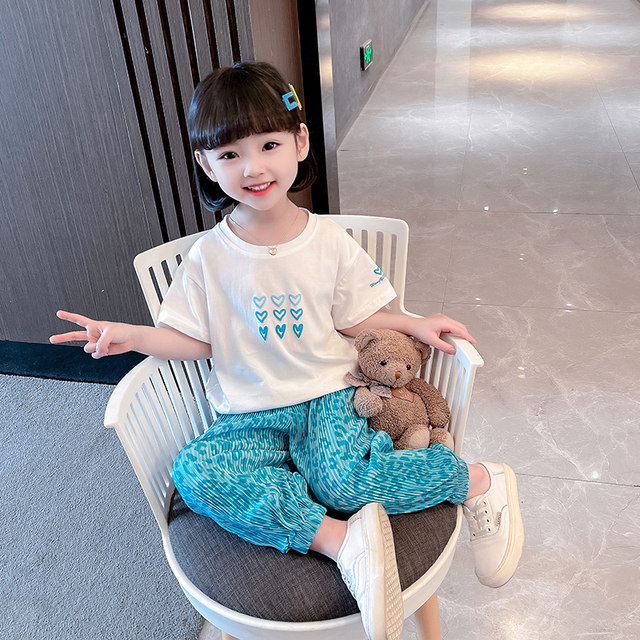 Girls love anti-mosquito pants summer suit 2022 new thin section casual children's short-sleeved baby girl two-piece set