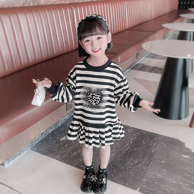 Girls 2023 spring new Korean style western style striped skirt order pearl love baby girl long-sleeved dress