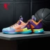 Giày bóng rổ nam Jordan 2020 mới mùa hè low-top Atom sốc giày thể thao đáy pha lê giày chiến đấu thực tế nam giới - Giày bóng rổ