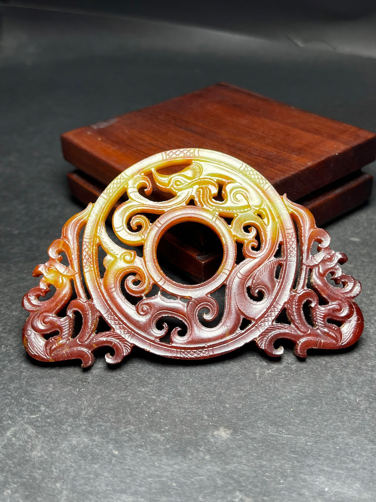 古玩珍品🌟：双凤玉佩，收藏级老和田玉的魅力💎-笔搁-淘宝好物网