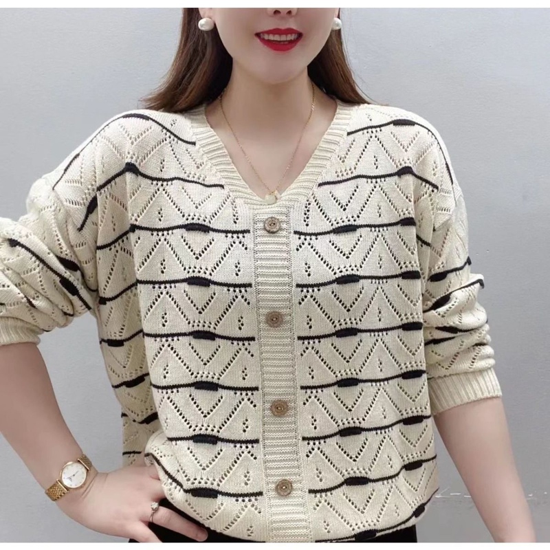 New Stylish and Simple Striped V-Neck Single-Breasted Knit Sweater with Hollow Design, Slimming, Versatile, Loose and Age-Reducing