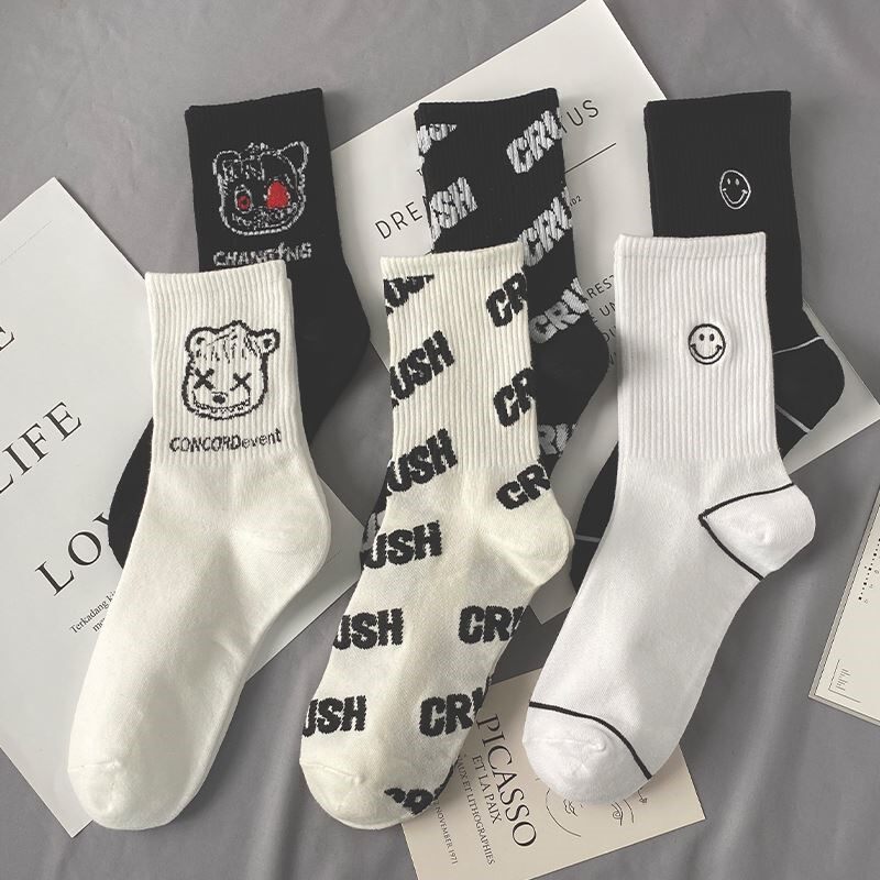 Socks worn with old shoes, women's mid-tube socks, summer cute, spring, spring and summer, ins sports, all-match piles of socks