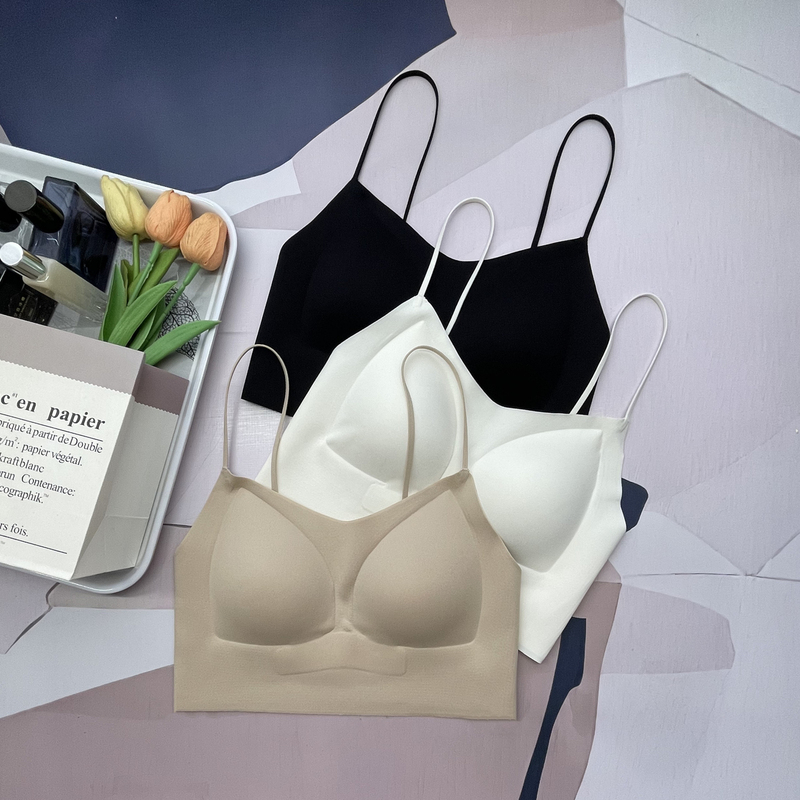 Authentic Ruge 6035A Cloud-Like Skin One-Piece Comfortable Seamless Liquid Foundation Beauty Back Bra Thin Cup Tank Top Underwear