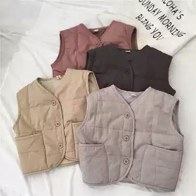 The fabric is soft enough to burst retro handsome children's cotton and linen waistcoat thickened padded solid color padded vest