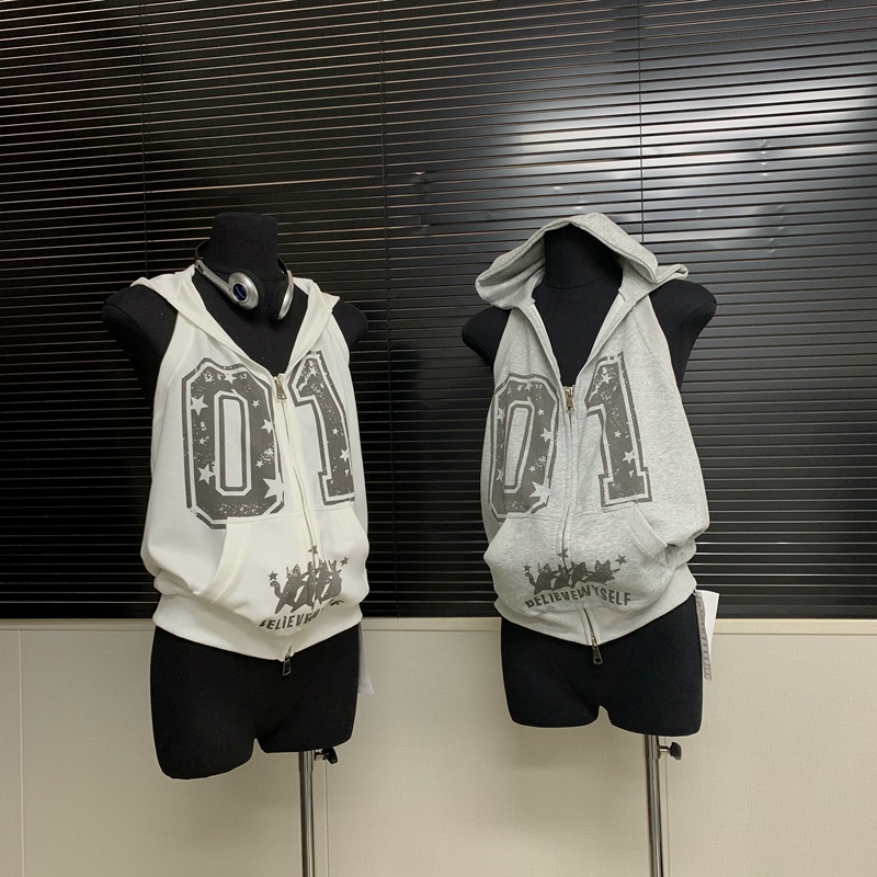 Korean Dongdaemun American-Style Spicy Girl Backless Hooded Vest with Zipper Design, Printed Hooded Slim-Fit Sleeveless Vest Korean Dongdaemun American-Style Spicy Girl Backless Hooded Vest with Zipper Design, Printed Hooded Slim-Fit Sleeveless Vest