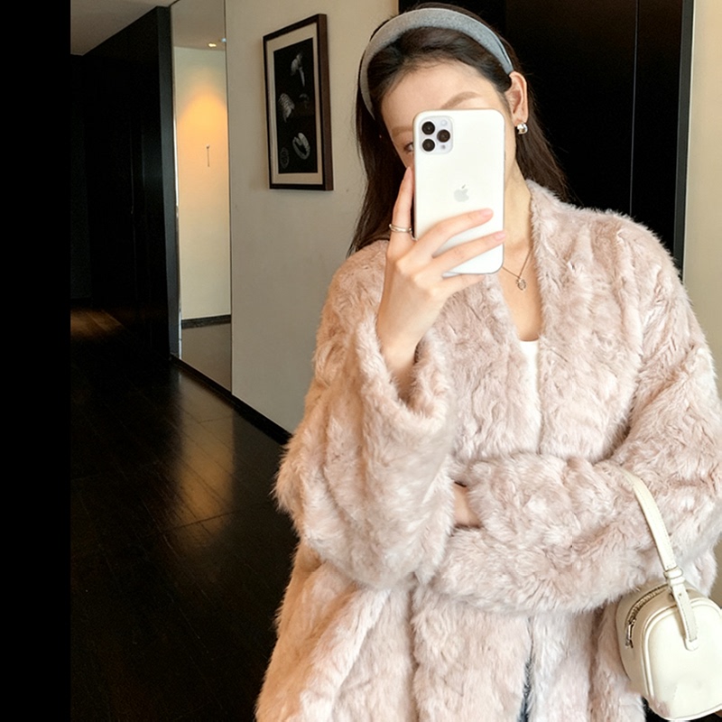 Pink Eco-Friendly Faux Fur Coat for Women, Lazy Style, New Fur-Integrated Cardigan Jacket Pink Eco-Friendly Faux Fur Coat for Women, Lazy Style, New Fur-Integrated Cardigan Jacket