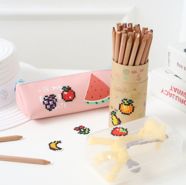 Toddler DIY parent-child handmade casual sticker diamond drawing material bag Simple fruit series 7 models