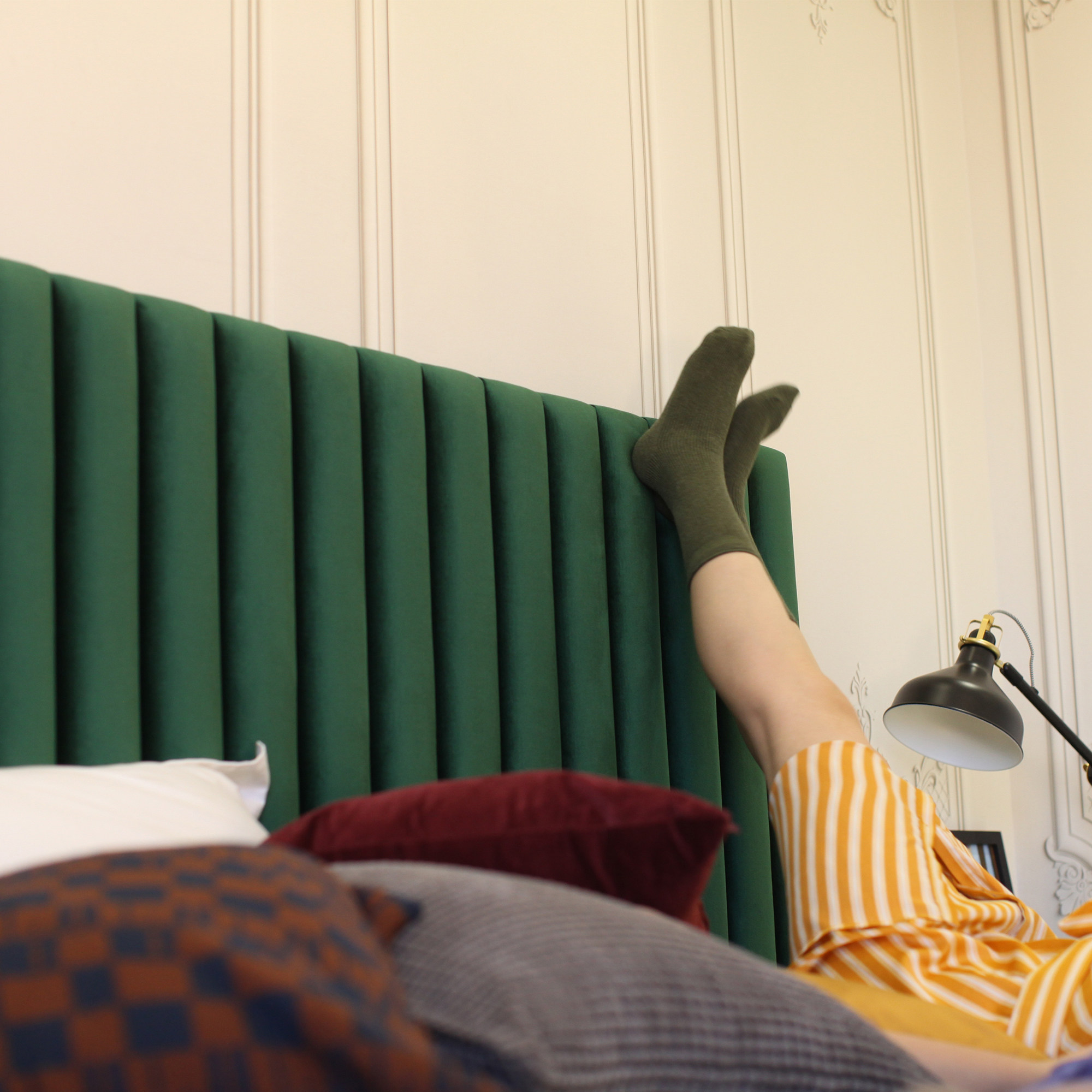 Tomato design produced dark green vertical stripe fabric bed Three kinds of bed structure original light luxury vintage bed