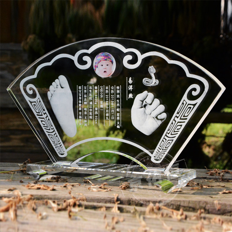 Crystal hand and foot print Baby birth souvenir gift 100 days photo creative fan-shaped Monkey Year three-dimensional carving