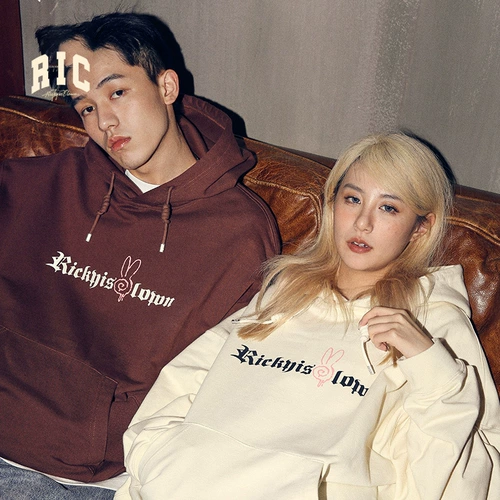 RIC Готическая толстовка с капюшоном Zhou Yiran в таком же тяжеловесном молодежном стиле, свободные длинные рукава