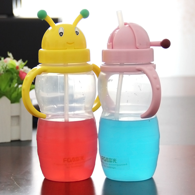 Rich Light Child Straw Plastic Cup Big Eyelid Cute Anti-Fall Baby School Drinking Cup Safety Space Cup 260ML