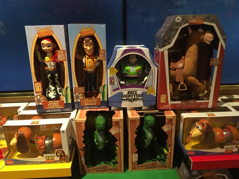 Shanghai Disney Domestic Purchasing Agent for Buzz Lightyear, Woody, Jessie, Spring Dog, Hugable Dragon, Red Heart Horse Toys Shanghai Disney Domestic Purchasing Agent for Buzz Lightyear, Woody, Jessie, Spring Dog, Hugable Dragon, Red Heart Horse Toys