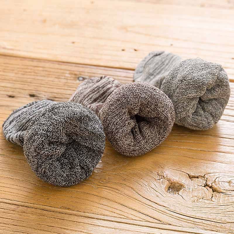 冬季加绒加厚款袜子男保暖中筒长袜毛圈袜毛巾