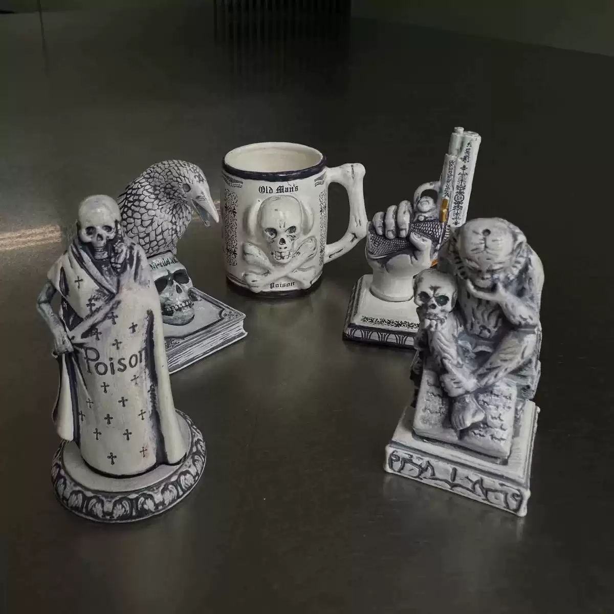 现货NEIGHBORHOOD BOTTLE INCENSE CHAMBER复古酒瓶骷髅香炉26SS