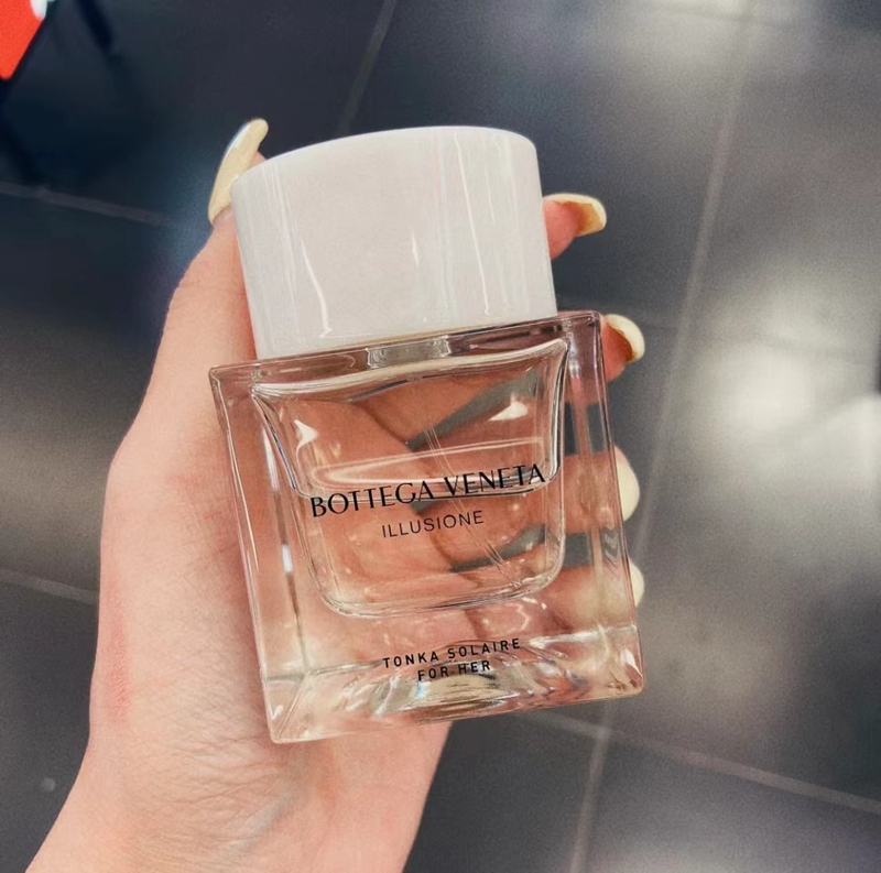 Bottega Veneta New Couple's Fragrance: Wood of the Imagination, Light of the Imagination Perfume Sample
